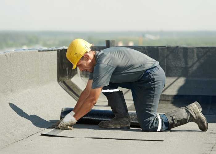 Roof maintenance Conroe